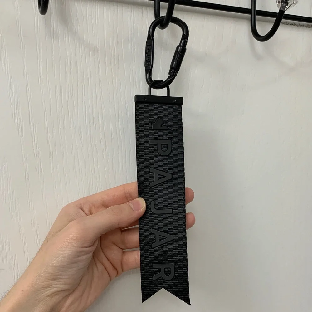 Pajar Black Multi-Purpose Carabiner Holder